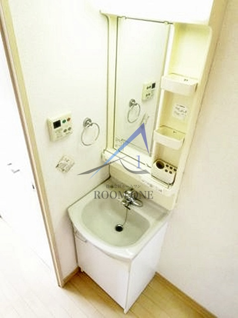 洗面設備　洗面台です。