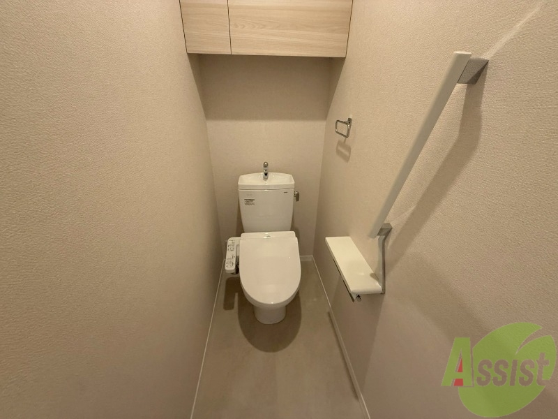 トイレ　トイレはウォシュレット付きです。シャワートイレは嬉しいですね