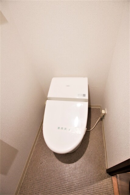 トイレ　◆洗浄機能付き便座のトイレ◆