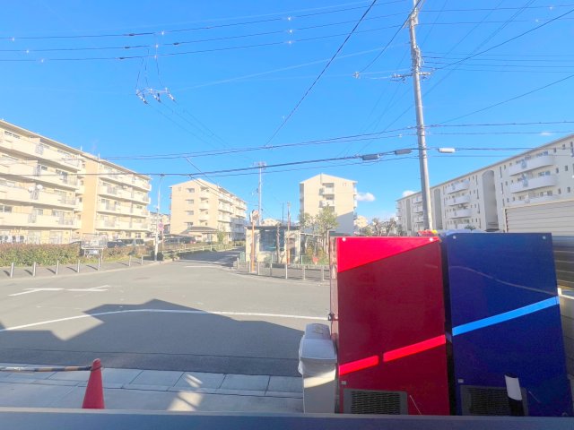 眺望　1階ですが明るい光が入ってきます。