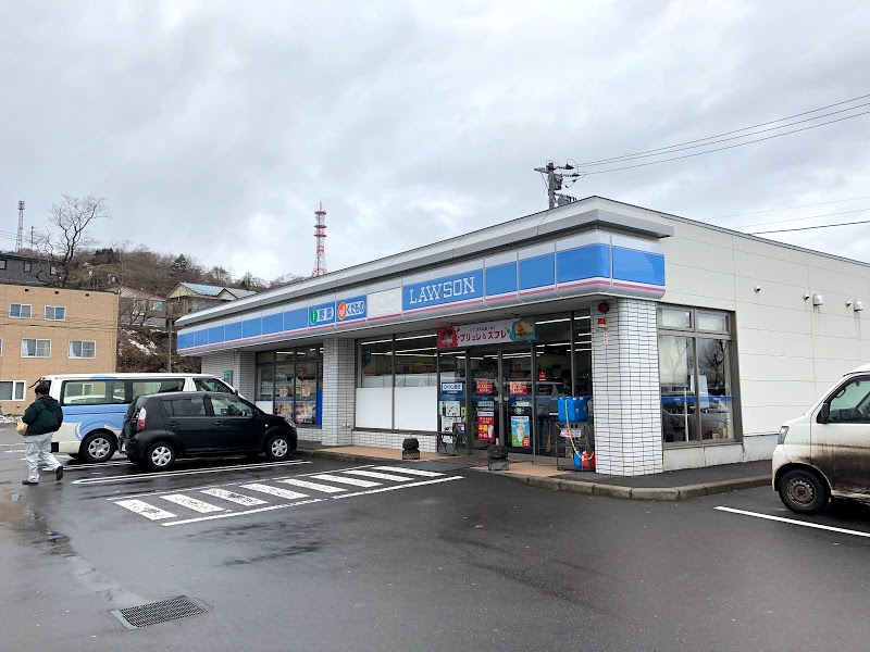 コンビニ　ローソン 室蘭海岸町店（コンビニ）まで803m