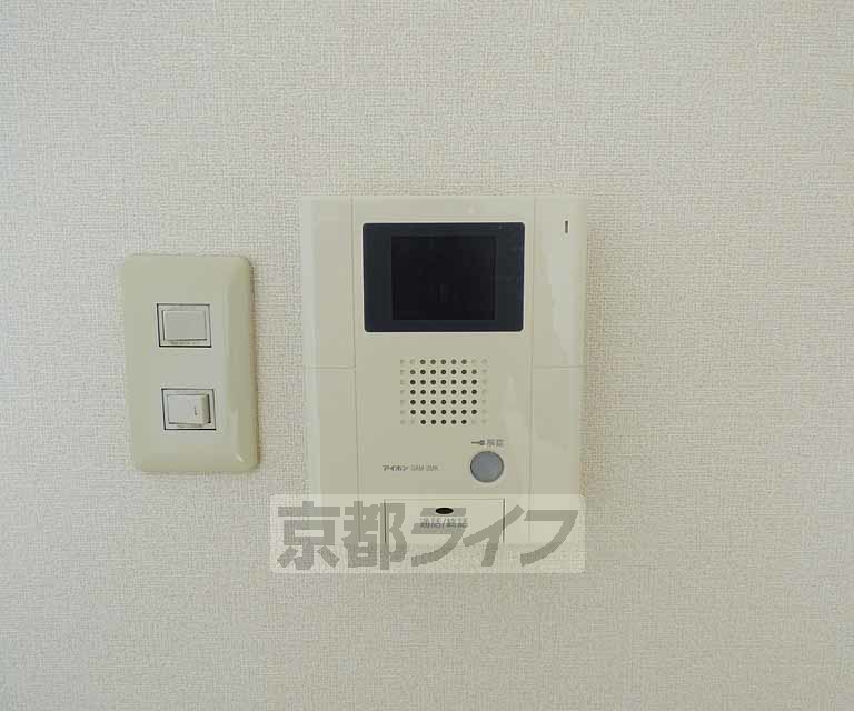 セキュリティ　ＴＶモニター付きインターホンです。