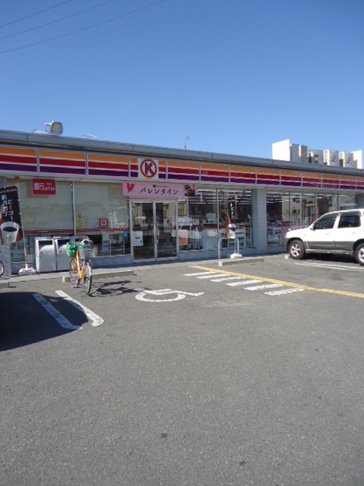 コンビニ　サークルK 門真舟田町店（コンビニ）まで266m
