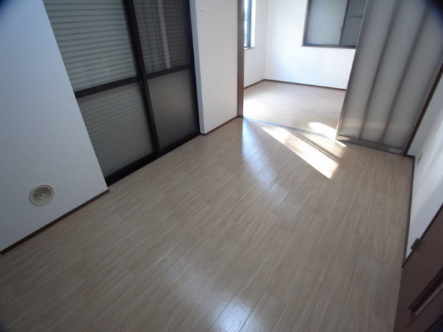 居室・リビング　写真は同マンションの別のお部屋のものです
