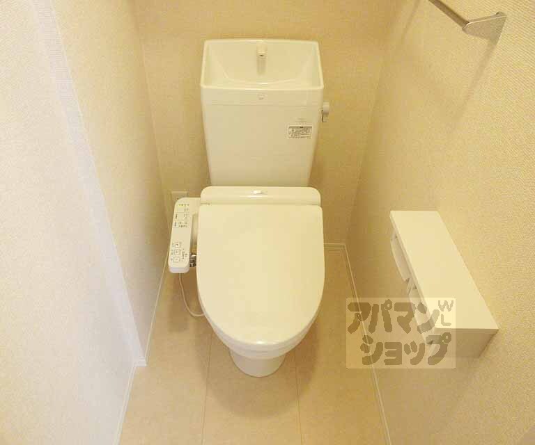 トイレ　ウォシュレット付きのトイレ・