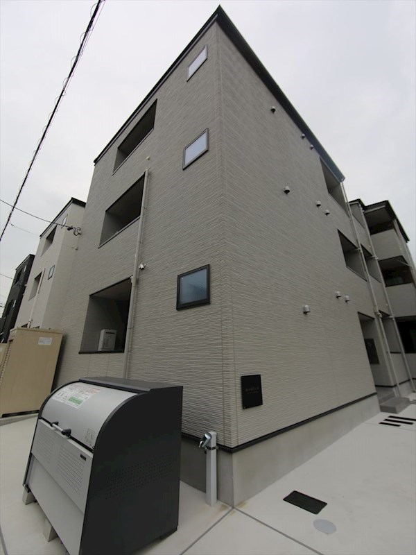 建物外観　外観　オートロック　宅配BOX完備