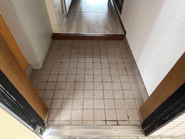 玄関　桜マンション