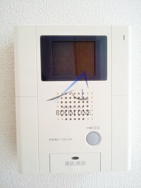 セキュリティ　モニター付きインターホンです。