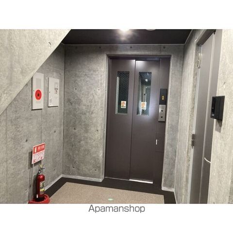 ロビー　ロビー