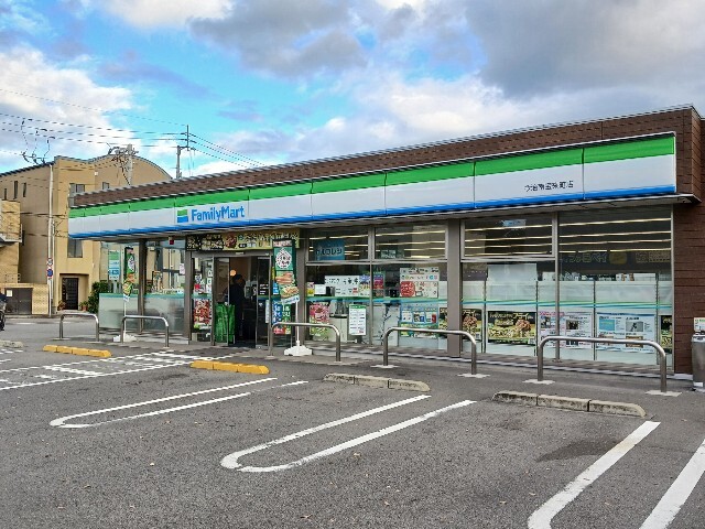 その他　ファミリーマート今治南宝来町店まで300m