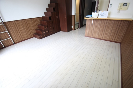 居室・リビング　※別部屋の写真です