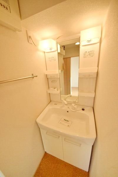 洗面設備　独立洗面台あり♪