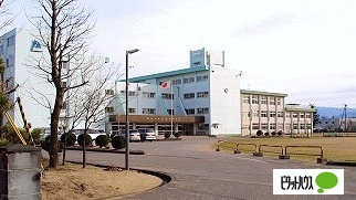 中学校　富山市立奥田中学校（中学校）まで3442m