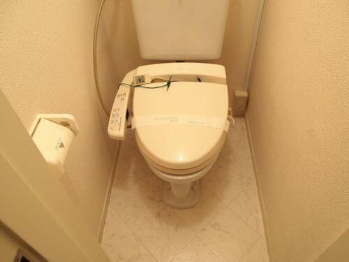 トイレ　落ち着いたトイレです