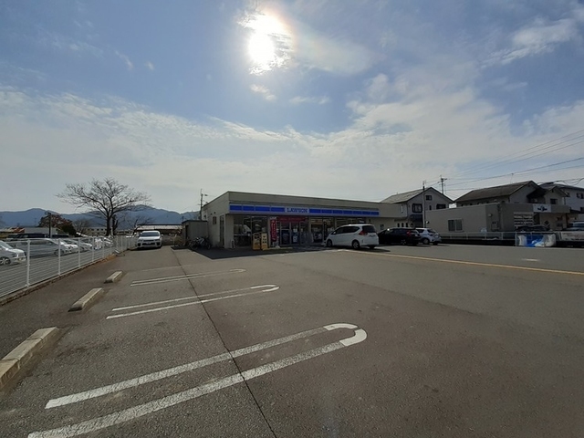コンビニ　ローソン　高知鴨部店（コンビニ）まで950m