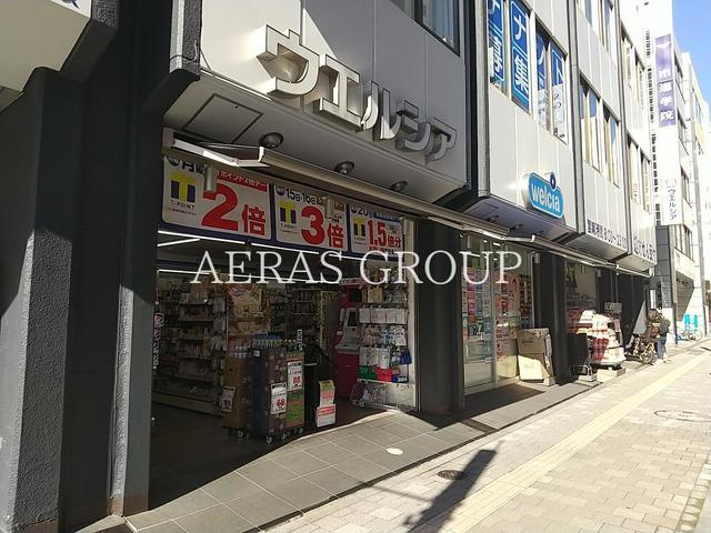 ドラックストア　ウエルシア松戸駅西口店（ドラッグストア）まで165m