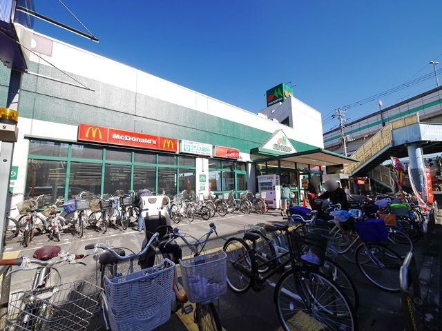 スーパー　マルエツ出来野店（スーパー）まで335m
