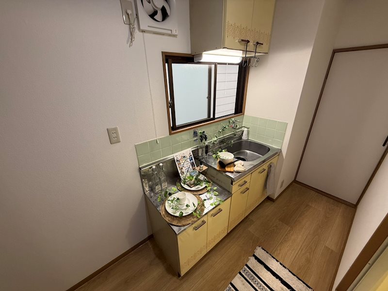 キッチン　同建物同号室の室内写真です。(202号室)