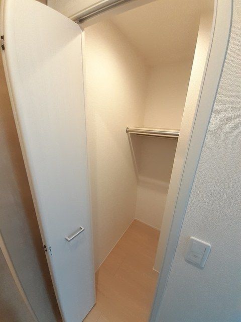 収納　ウォークインクローゼット