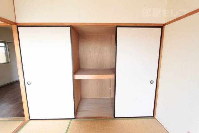 収納　和室の押し入れです。