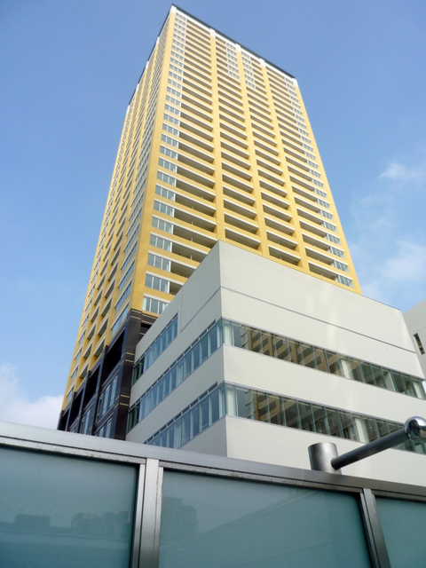 建物外観　★駅から徒歩１分のタワーマンション★駅から専用通路あります★