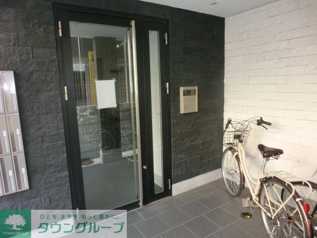 エントランス　オートロック付のエントランス