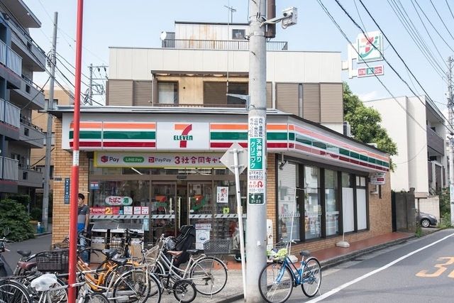 コンビニ　セブンイレブン亀戸3丁目店（コンビニ）まで733m