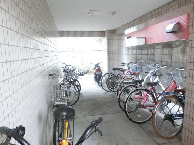 その他共有部分　自転車置き場