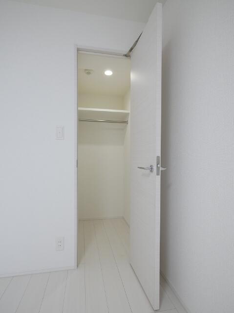 収納　?