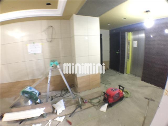 ロビー　建築中