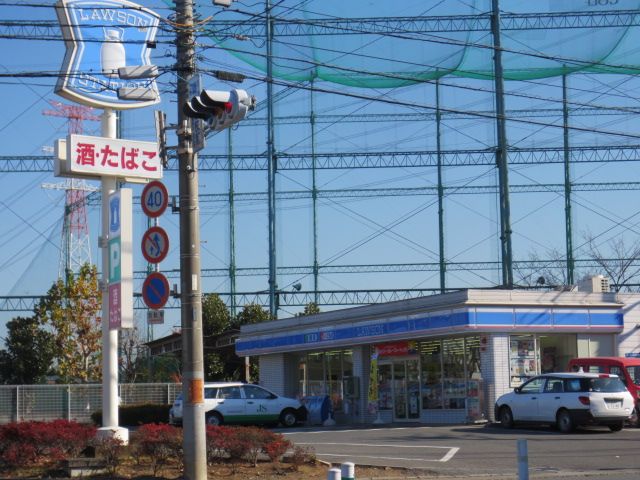 コンビニ　ローソン 鶴ヶ島藤中学校前店（コンビニ）まで458m