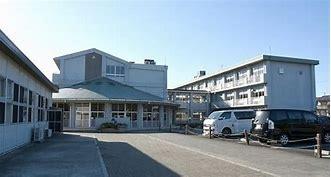 小学校　山名小学校（小学校）まで350m