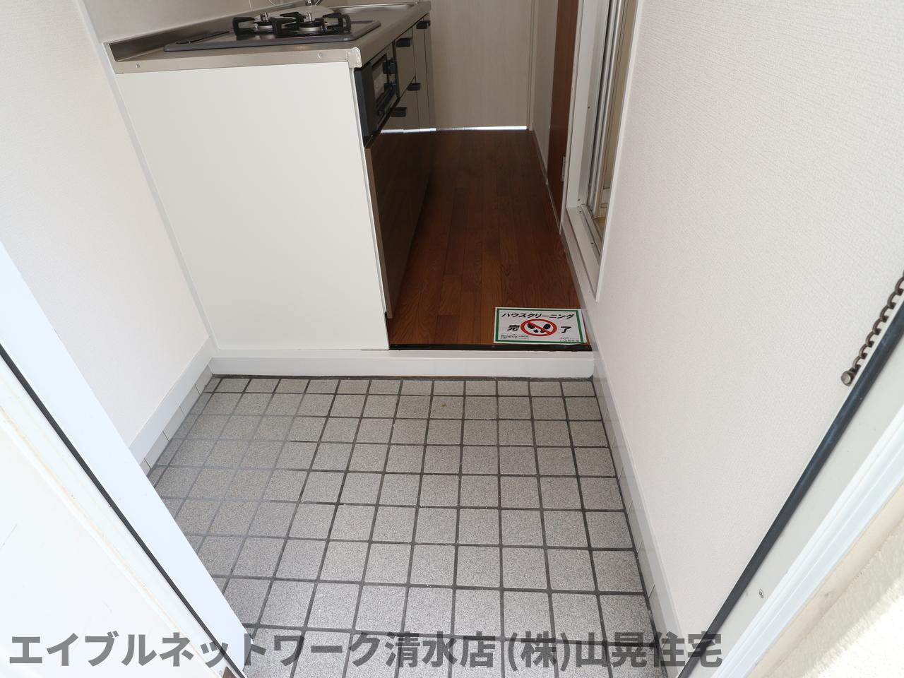 玄関　明るい玄関です