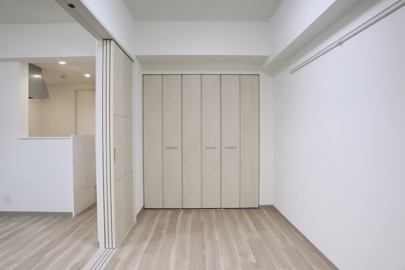 その他部屋・スペース　洋室が縦長になりやすい間取りですが、こちらは幅もある為、使い