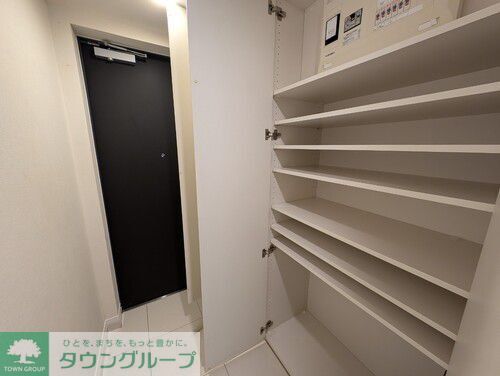 玄関　収納