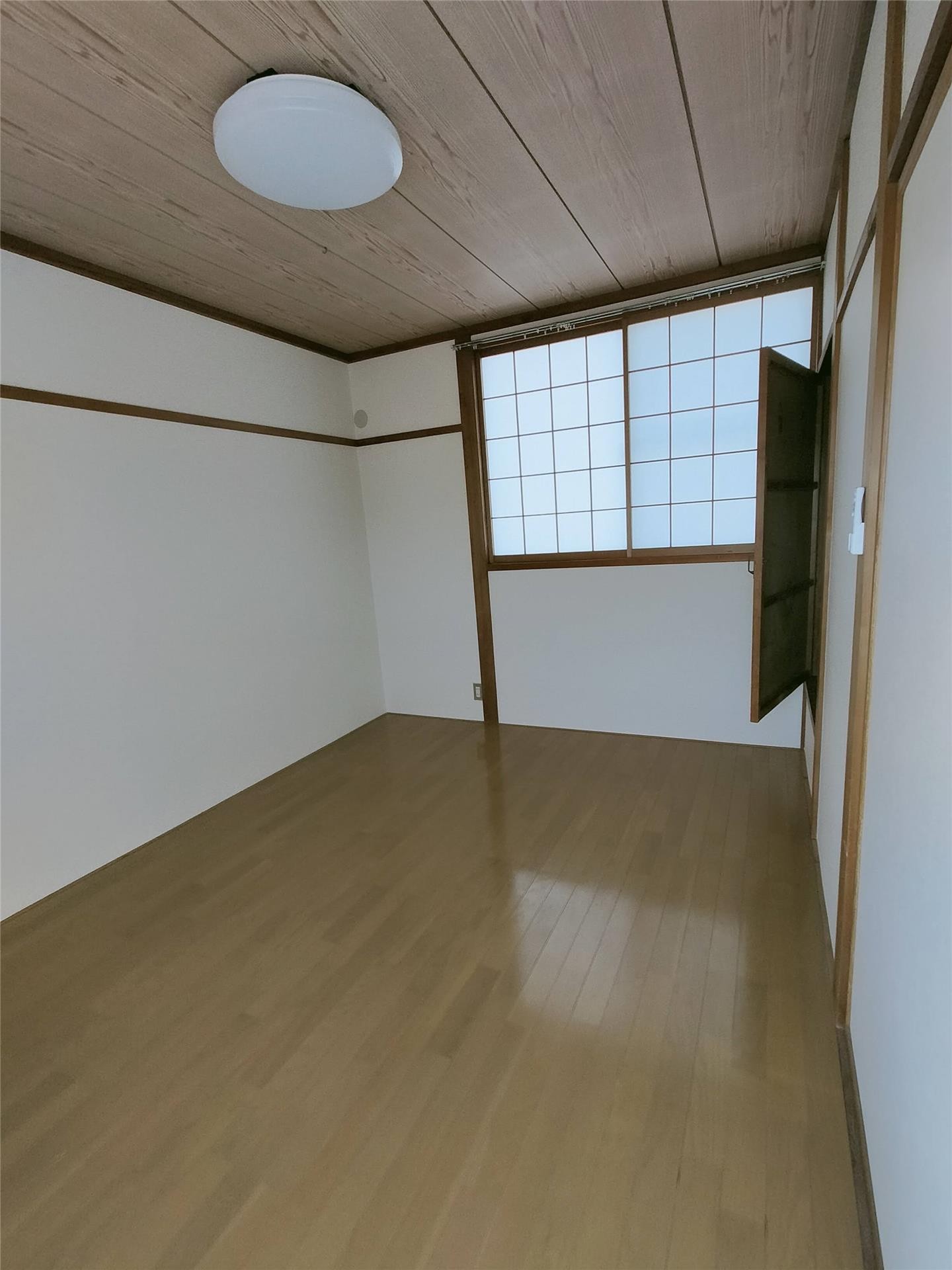 その他部屋・スペース　2階南部屋