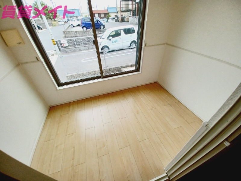 バルコニー　同タイプの部屋写真です。