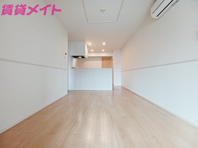 居室・リビング　同タイプの部屋写真です。