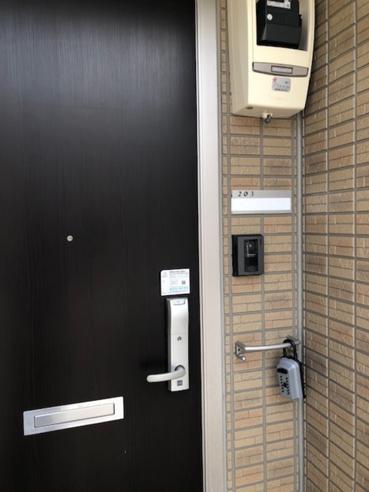 玄関　玄関