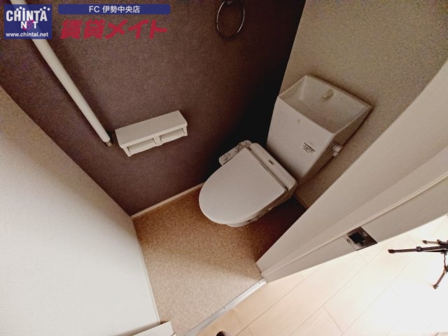 トイレ　同タイプ参考写真