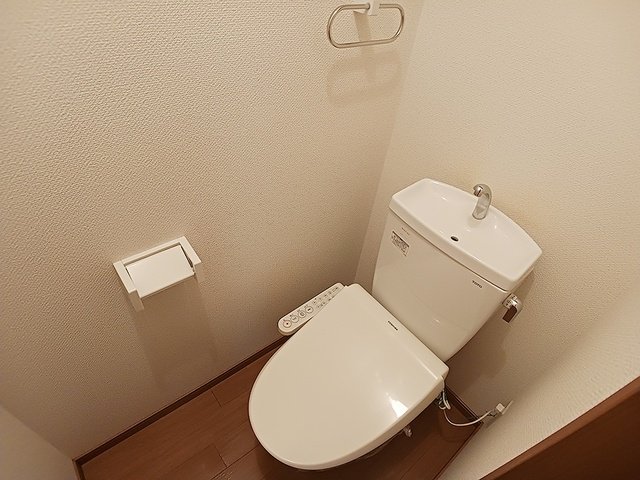 トイレ　シンプルで使いやすいトイレです