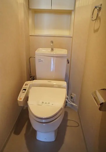 ＪＲ山手線 大塚駅 徒歩5分 11階建 築27年のトイレ写真