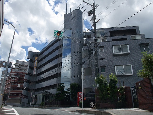 建物外観　観月橋まで徒歩圏内