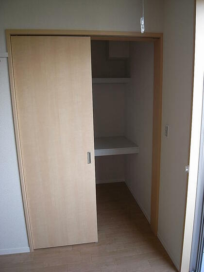 収納　※同タイプ参考写真です
