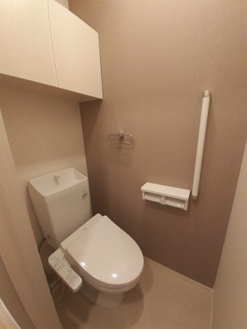 トイレ　ゆったりとした空間のトイレです