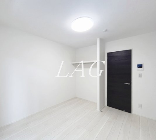居室・リビング　洋室のお部屋です。（同一仕様）