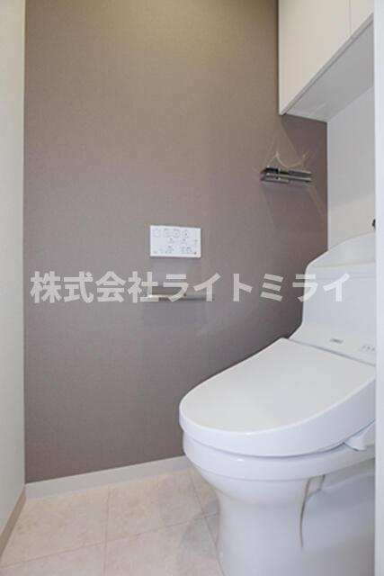トイレ　※写真は同タイプ住戸です。?