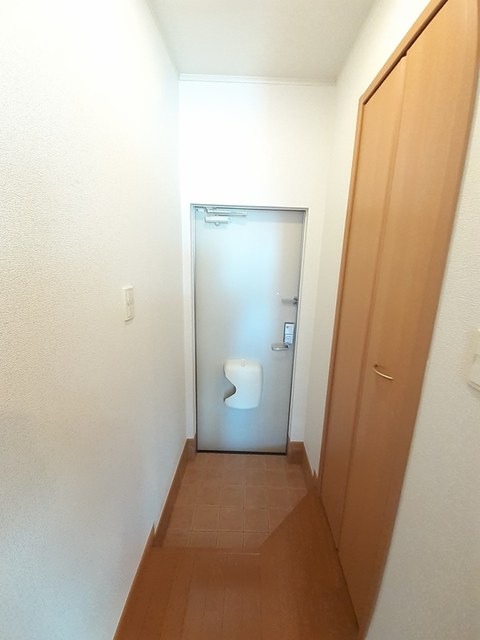 玄関　図面と現状に相違がある場合には現状を優先
