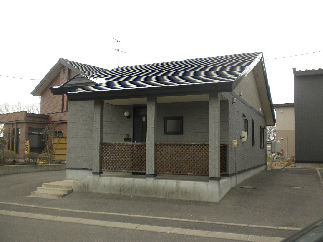 建物外観　南側　外観