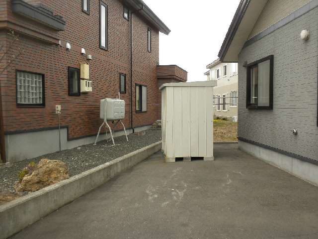 その他設備　南側　物置